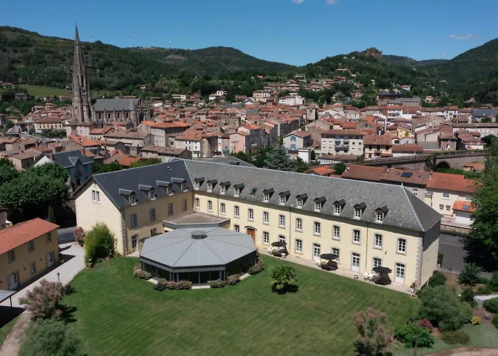 Aparthotel Le 1837 à Saint-Affrique