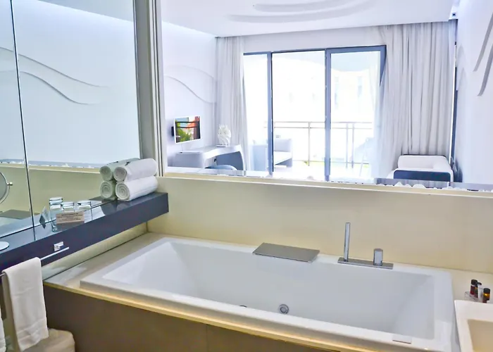 Baystone Boutique Hotel & Spa