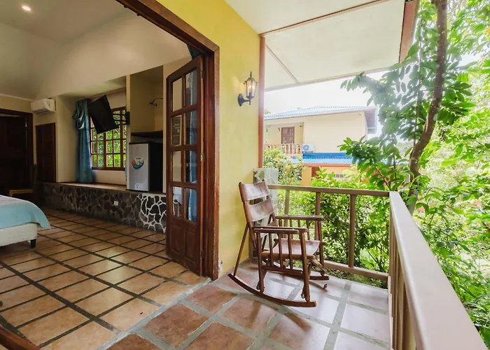 Hotel Tres Banderas