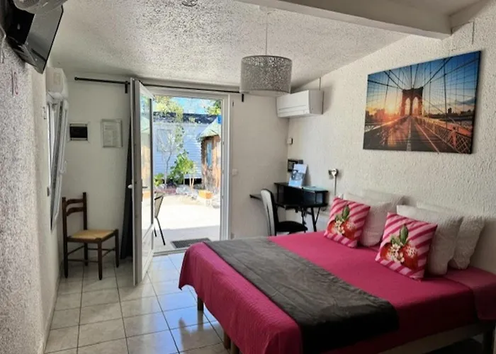 Logis Hotel Restaurant La Chaumiere