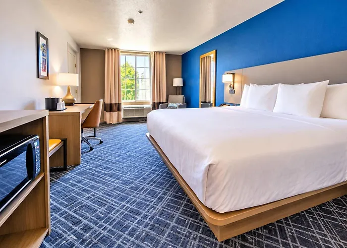 Comfort Inn&Suites Lancaster Antelope Valley