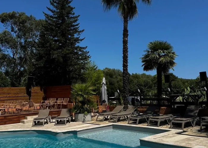 Le Banana'S Hotel