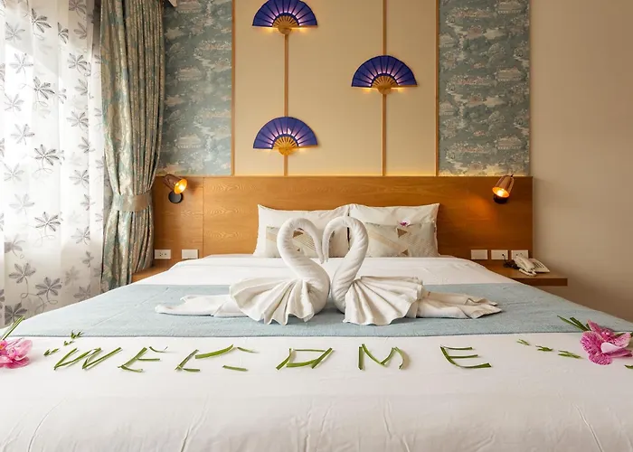 Baan Sailom Hotel Phuket - Sha Extra Plus
