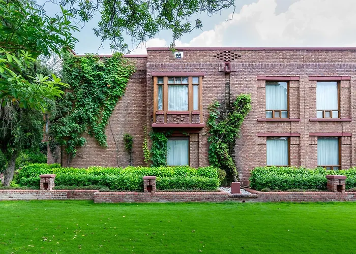 Faisalabad Serena Hotel