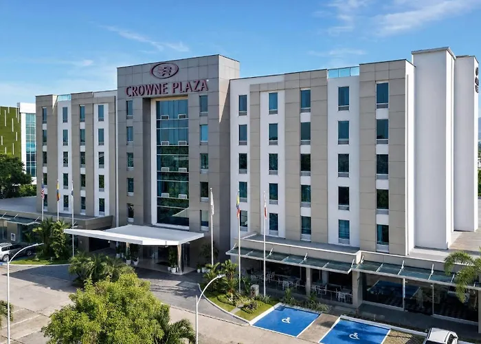 Crowne Plaza Airport By Ihg