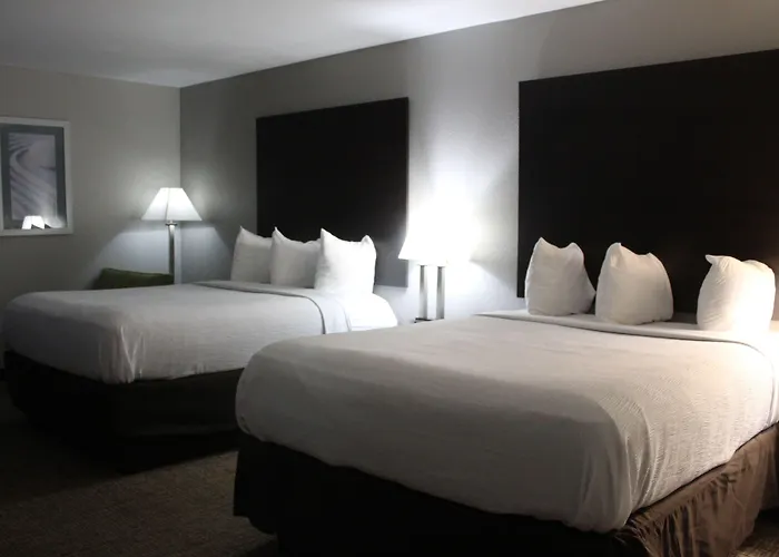 Empire Inn & Suites Muncie -Ball State University