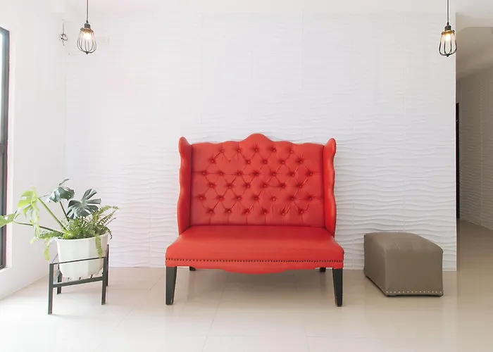 Reddoorz Plus At Dbuilders Poblacion Bgc