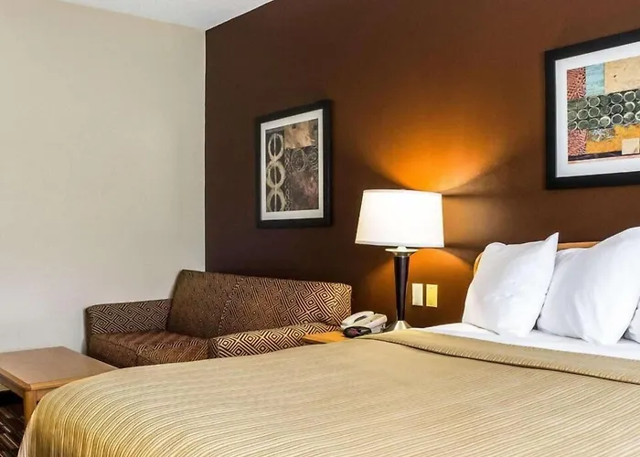 Quality Suites Near West Acres