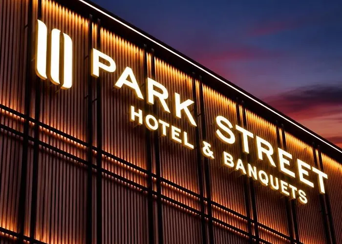 10 Park Street Hotel & Banquets