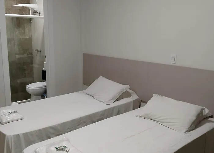 Petri Plaza Hotel