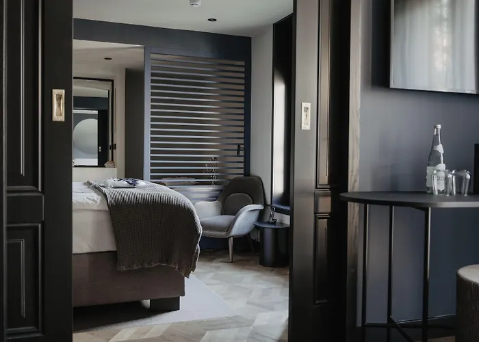The Nox Hotel