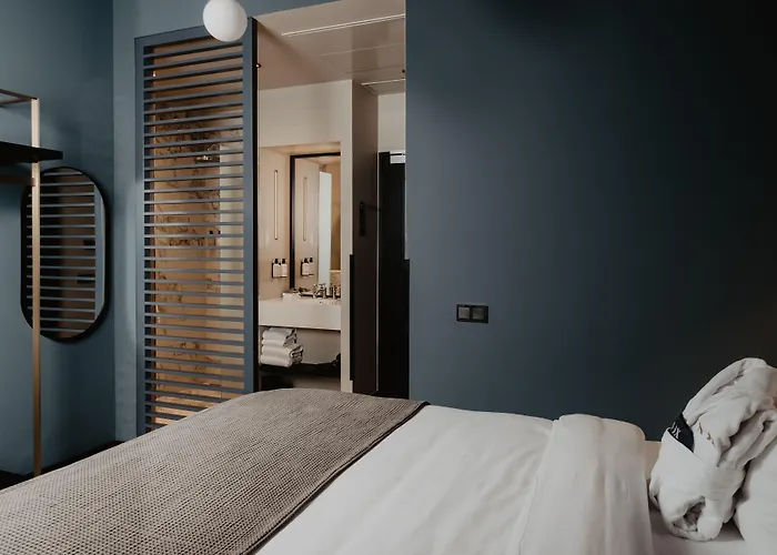 The Nox Hotel
