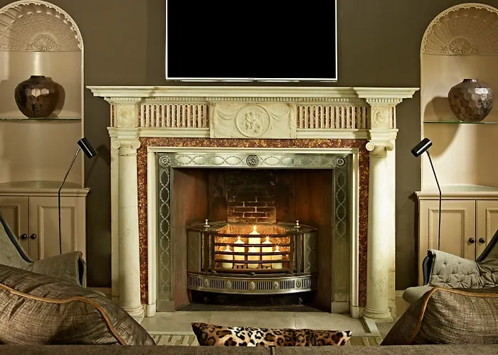 Foxhill Manor