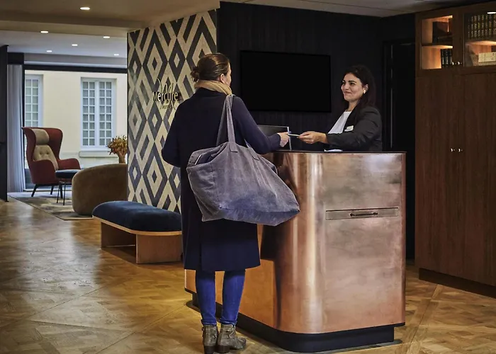 Mercure Versailles Chateau