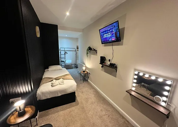 Amsterdam Hotel London