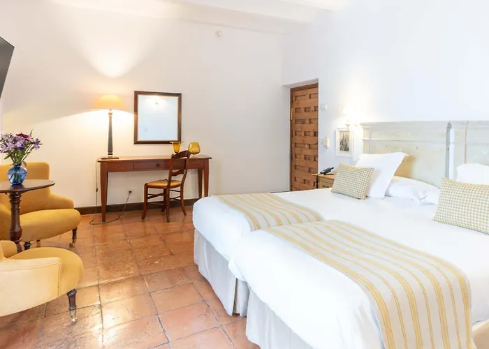 Hotel Puerta de la Luna