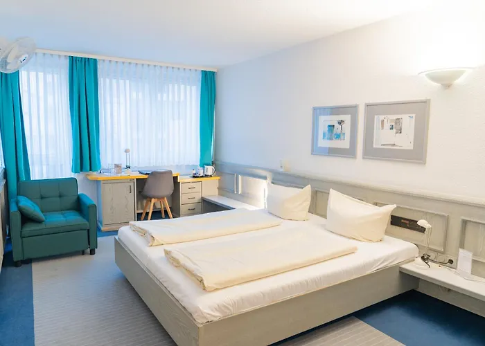 Avenue Hotel