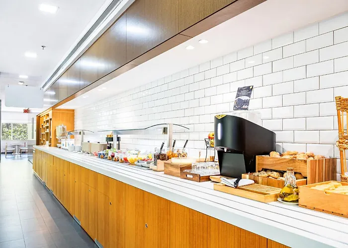 Holiday Inn Express Barcelona City 22@ By Ihg