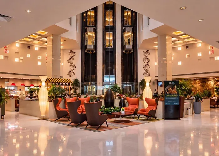 Golden Tulip Muscat