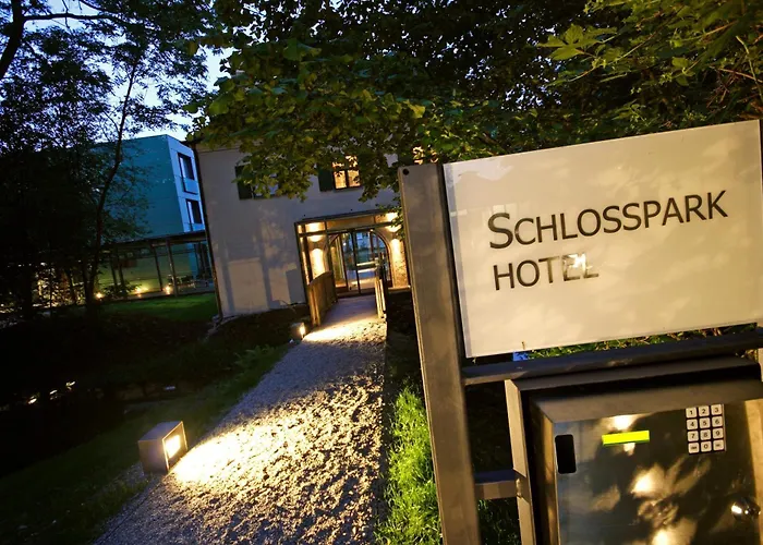 Schlossparkhotel Mariakirchen
