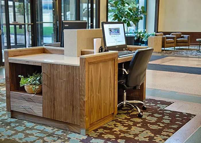Embassy Suites By Hilton Chicago O'Hare Rosemont