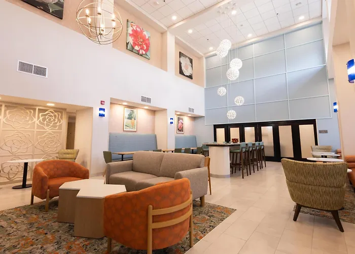 Hampton Inn & Suites Mccomb