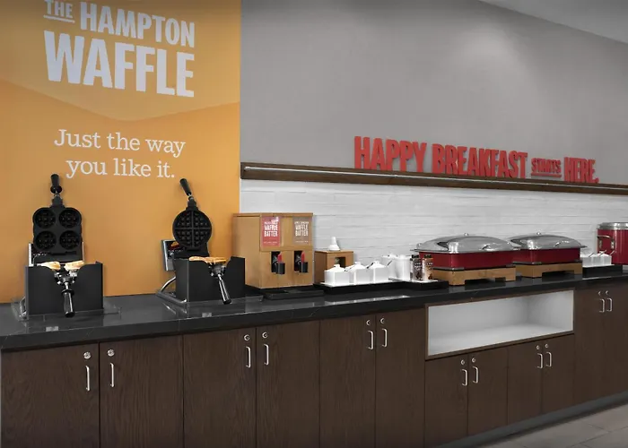 Hampton Inn Indianapolis Downtown Across From Circle Centre