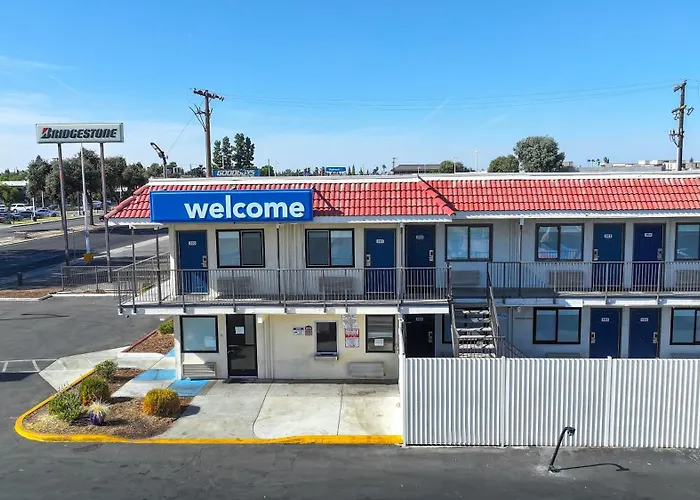 Motel 6-Fresno, Ca - Blackstone South