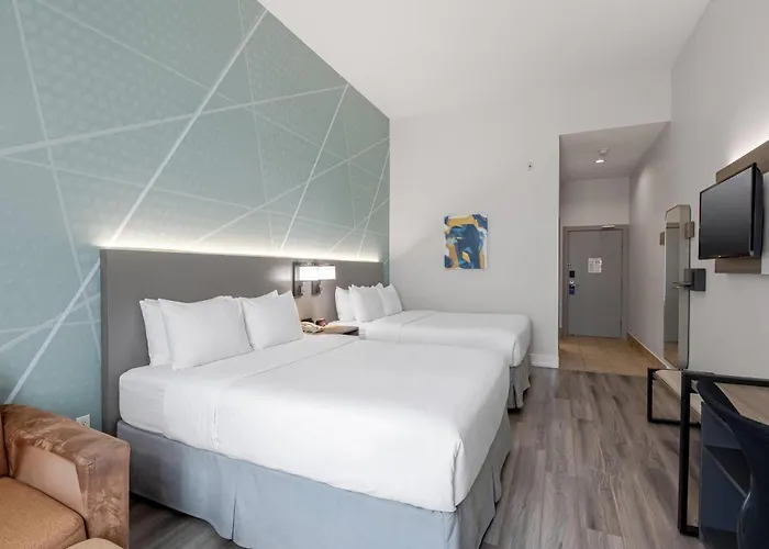 Comfort Inn & Suites Surrey