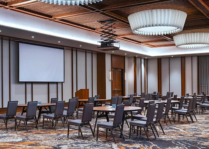At&T Hotel & Conference Center