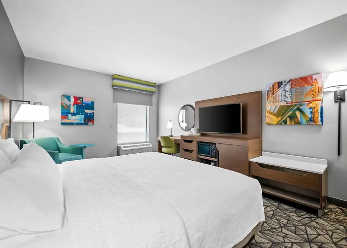 Hampton Inn Bloomington West