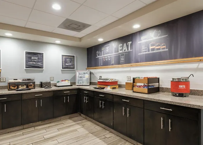 Hampton Inn Harbourgate