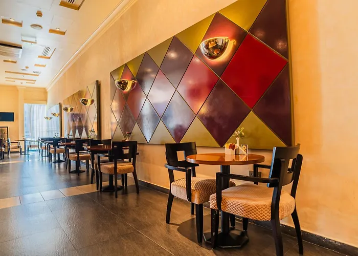 City Seasons Al Hamra Hotel