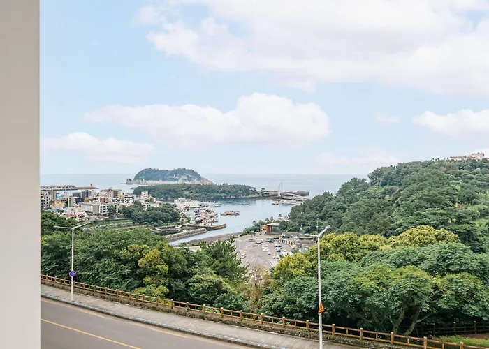 Heyy Seogwipo Hotel