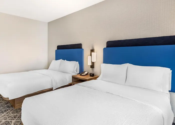 Hampton Inn&Suites Riverside/Corona East