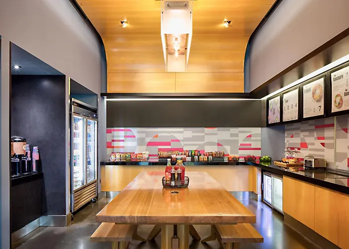 Aloft By Marriott Dallas Downtown