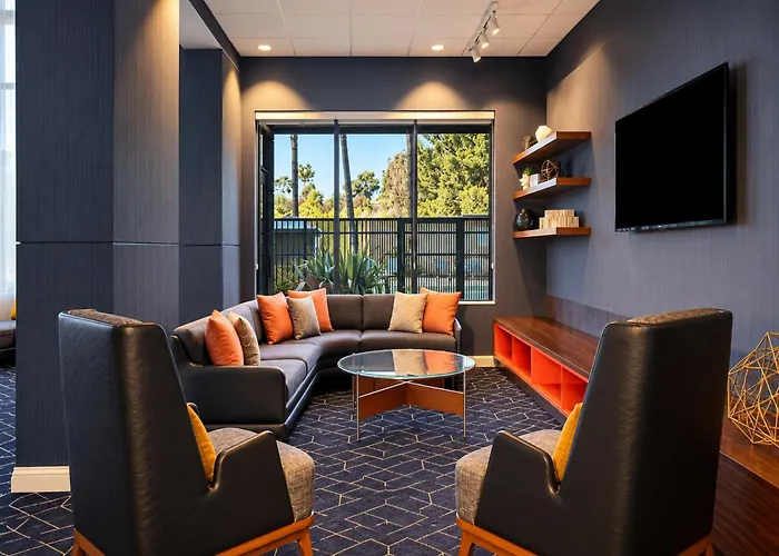Courtyard By Marriott Newark Silicon Valley