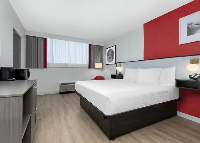 Ramada By Wyndham Tulsa Broken Arrow