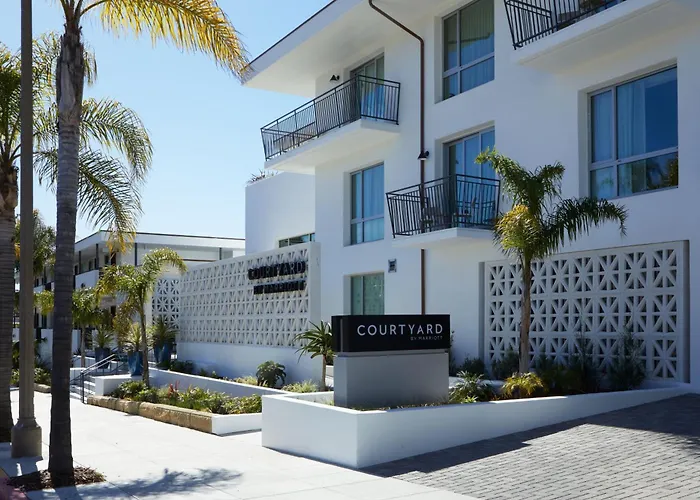 Courtyard By Marriott Santa Barbara Downtown
