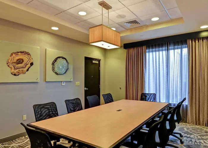 Doubletree By Hilton Hotel Baton Rouge