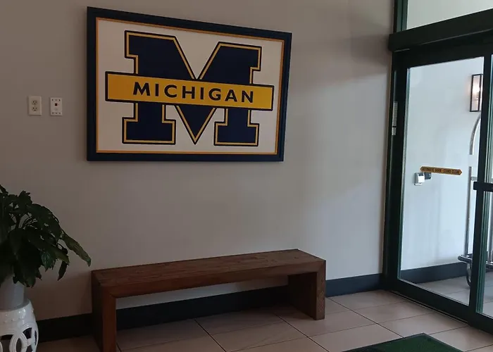 Holiday Inn Hotel & Suites Ann Arbor University Of Michigan Area By Ihg