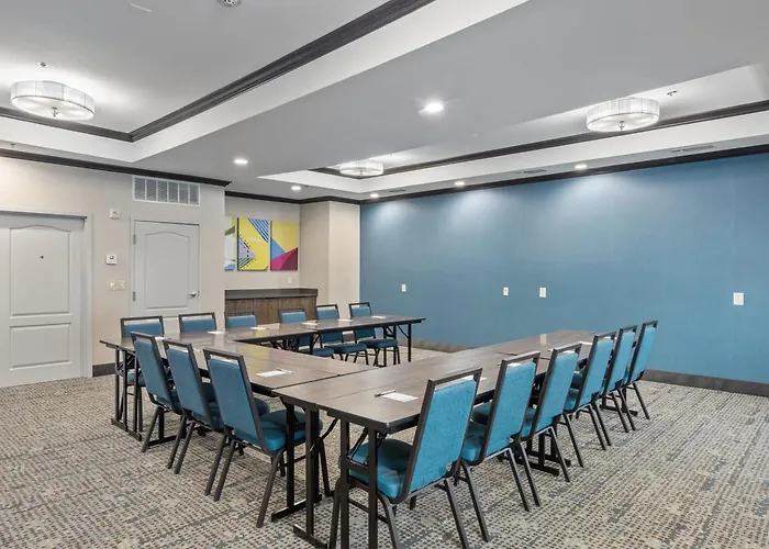 Hampton Inn & Suites Denison