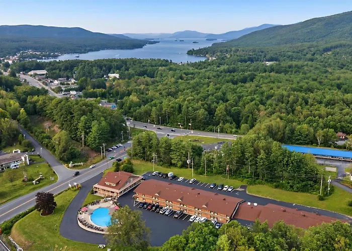 Skyline Hotel Lake George