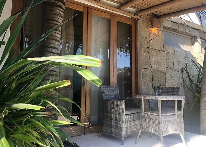 Los Cocos De Vichayito