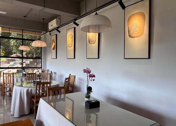 Riverside Retreat Hotel-Ancient style Chinese Scenic&scenic