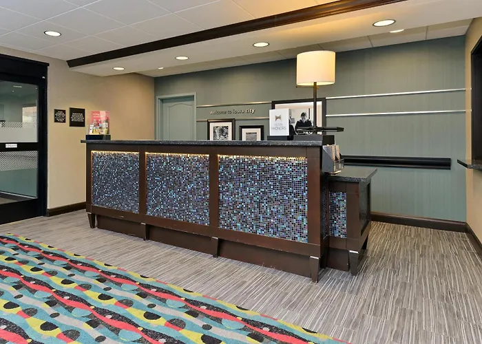 Hampton Inn Iowa City/University Area