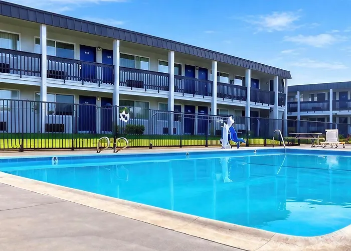 Motel 6-Claremont, Ca