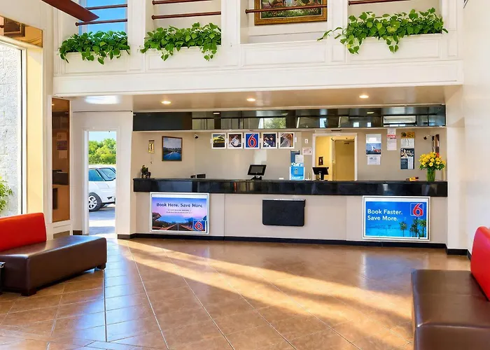 Motel 6-Claremont, Ca