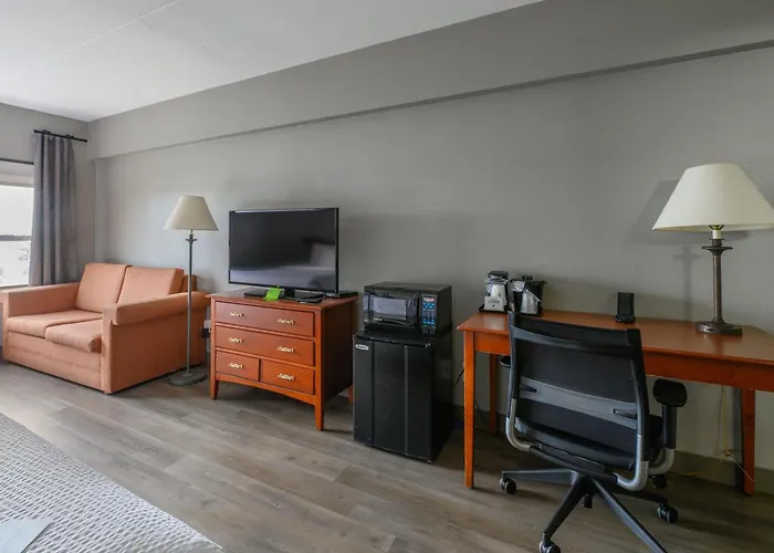 La Quinta By Wyndham New Haven