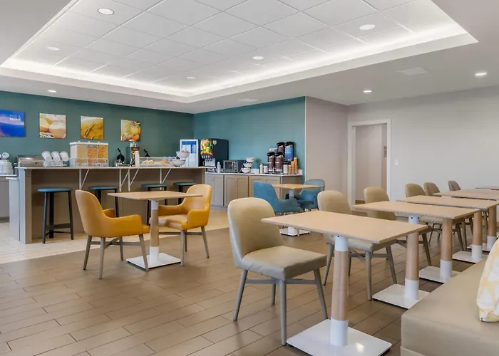 Comfort Inn & Suites Marion I-57